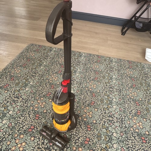 Dyson bagless upright - dyson,