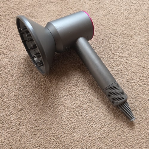 Dyson toy role - toy, play